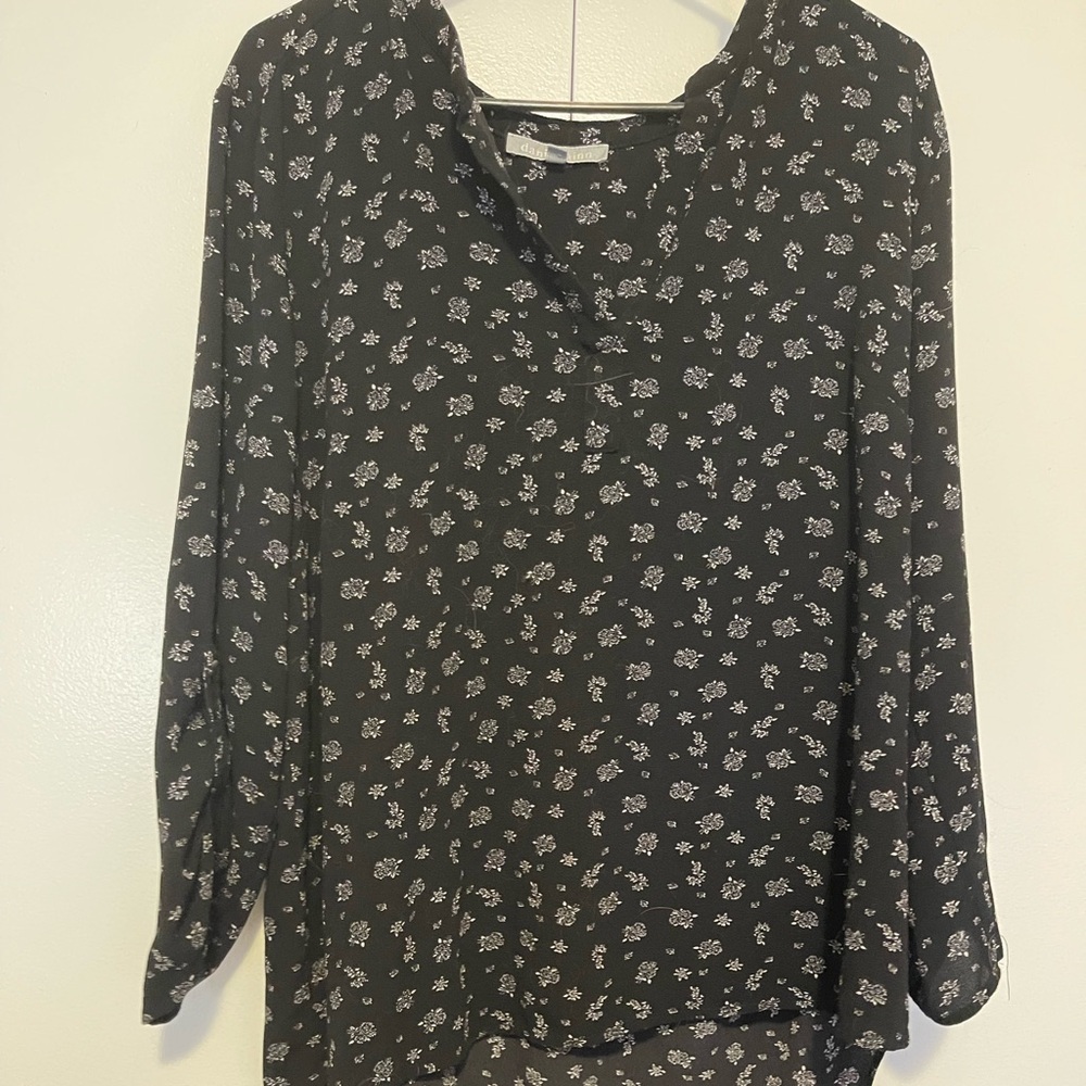 Daniel Rainn Black and White Floral Blouse